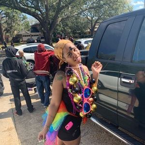 Meet your Posher, Lexus